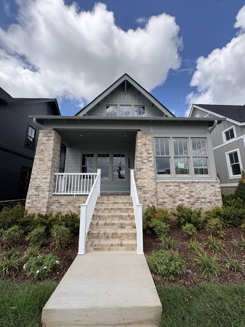 2549 Buckner Ln, Thompsons Station, TN 37179
