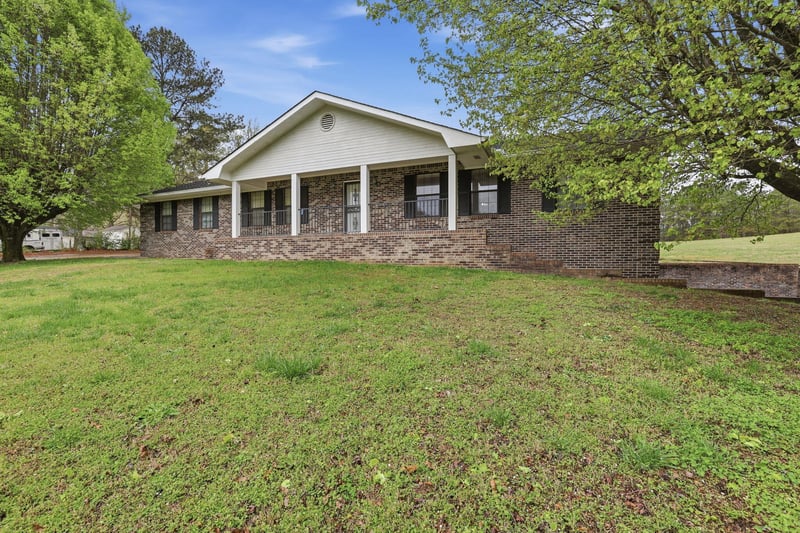 932 Johnson Rd, Chickamauga, GA 30707