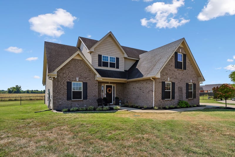 900 Nimbus Ln, Murfreesboro, TN 37127