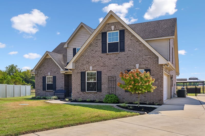 900 Nimbus Ln, Murfreesboro, TN 37127