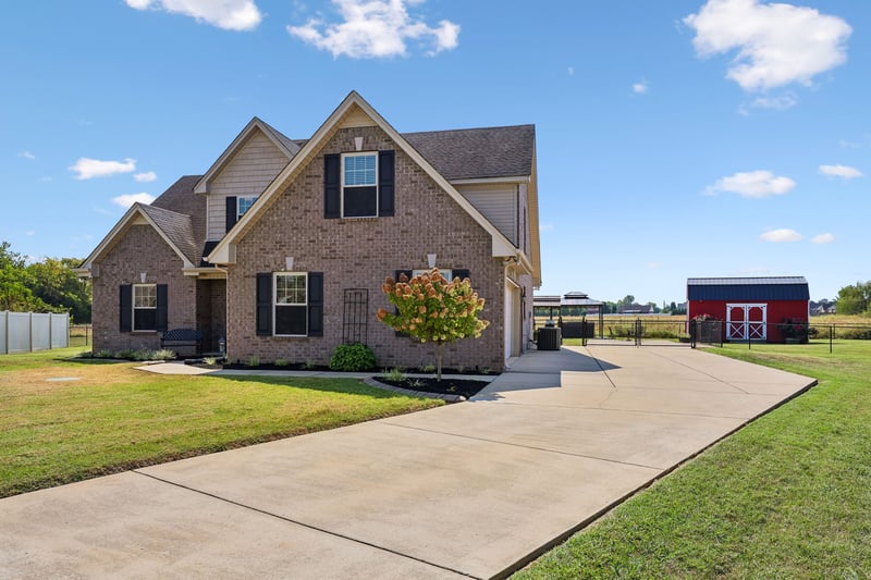 900 Nimbus Ln, Murfreesboro, TN 37127