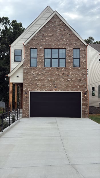629A Claridge Dr, Nashville, TN 37214