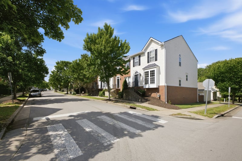 7841 Heaton Way, Nashville, TN 37211