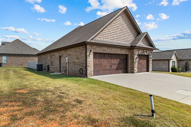 723 Karah Avery Ave, Rogersville, AL 35652