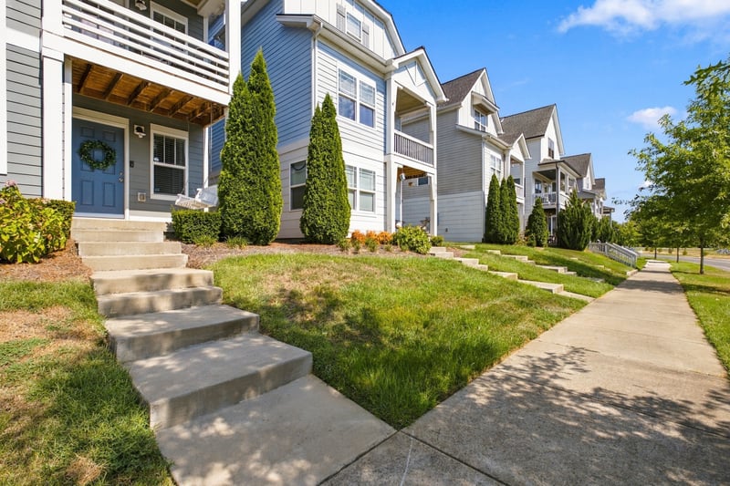 734 Bellevue Rd, Nashville, TN 37221