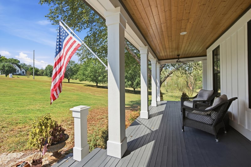 3613 Stonecreek Dr, Spring Hill, TN 37174