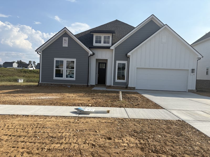 1728 Shallow Creek Dr, Spring Hill, TN 37174