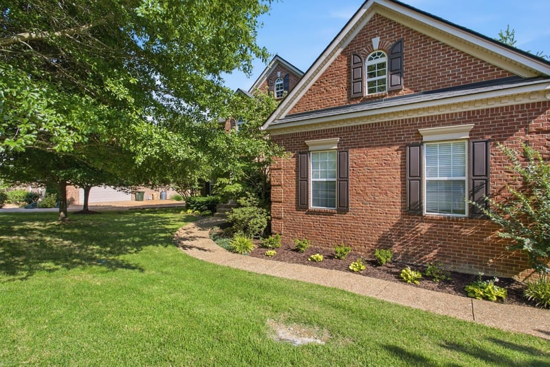 1122 Pin Oak Ln, Brentwood, TN 37027