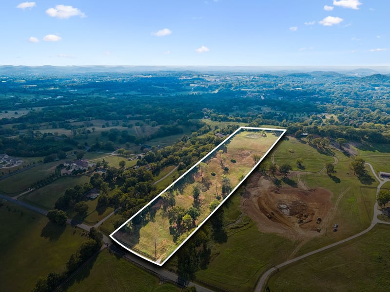 1025 Tulloss Rd, Franklin, TN 37067