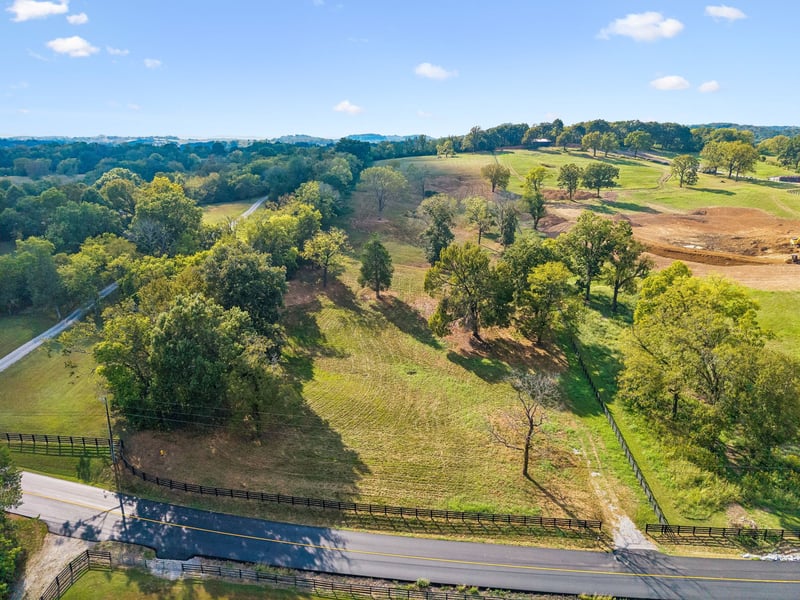 1025 Tulloss Rd, Franklin, TN 37067