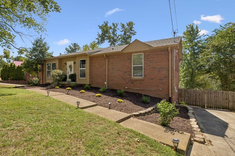 513 Tobylynn Dr, Nashville, TN 37211