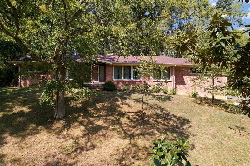 195 Forestwood Dr, Nashville, TN 37209