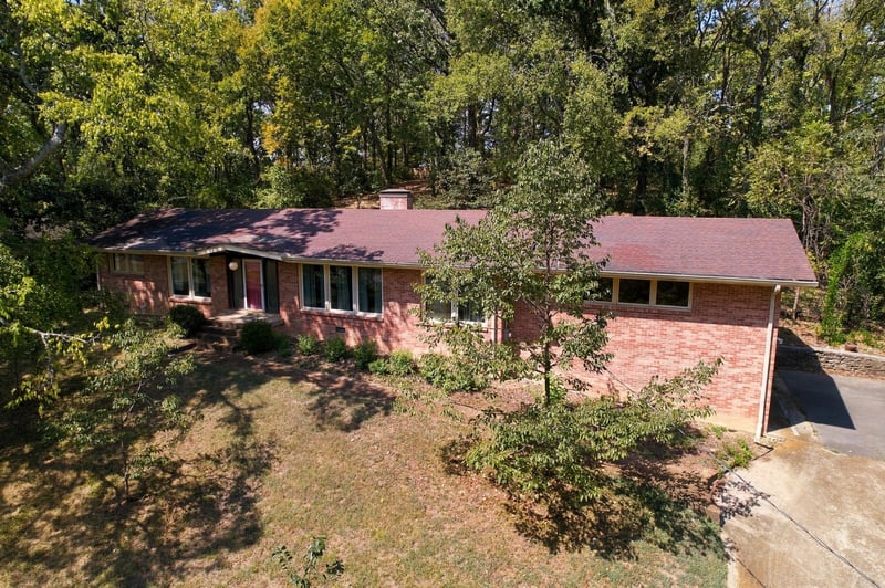195 Forestwood Dr, Nashville, TN 37209