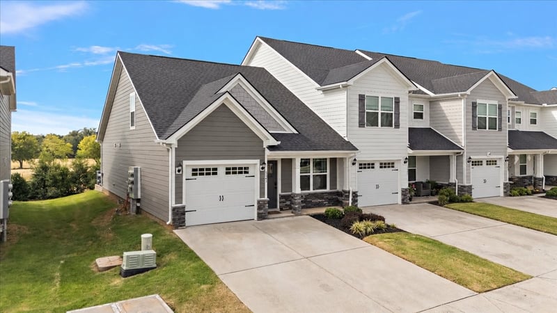 5243 Normandy Cob Dr, Murfreesboro, TN 37129
