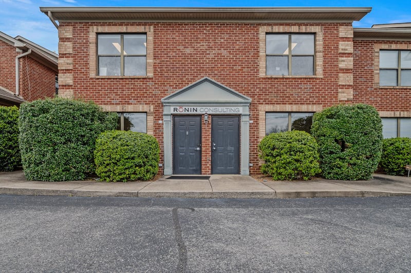 504 Autumn Springs Ct, Franklin, TN 37067