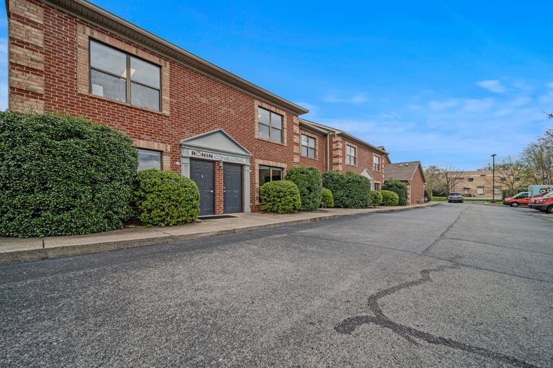 504 Autumn Springs Ct, Franklin, TN 37067