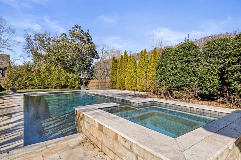 4015B Estes Rd, Nashville, TN 37215