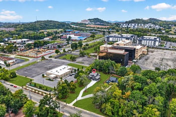 1104 S Graycroft Ave, Madison, TN 37115