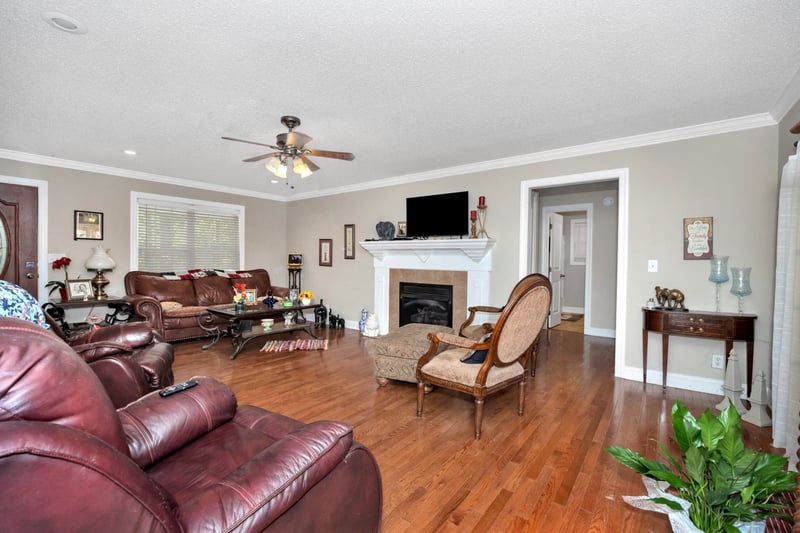 29636 Veto Rd, Elkmont, AL 35620