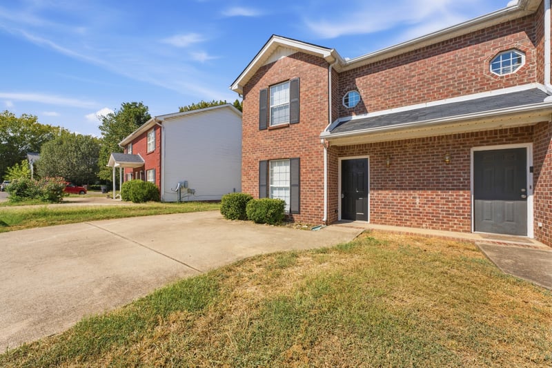 1427 Middleborough Ct, Murfreesboro, TN 37130