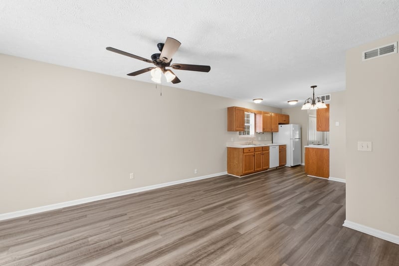 1427 Middleborough Ct, Murfreesboro, TN 37130