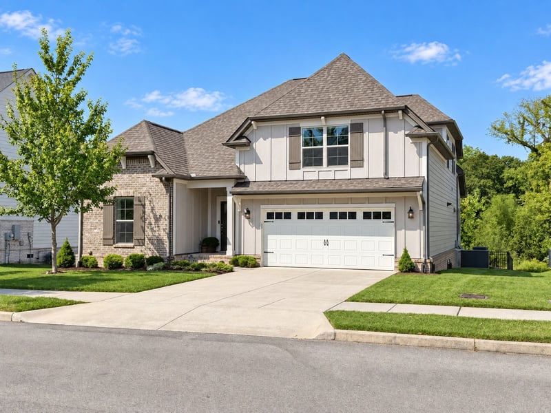 2512 Wellesley Square Dr, Thompsons Station, TN 37179
