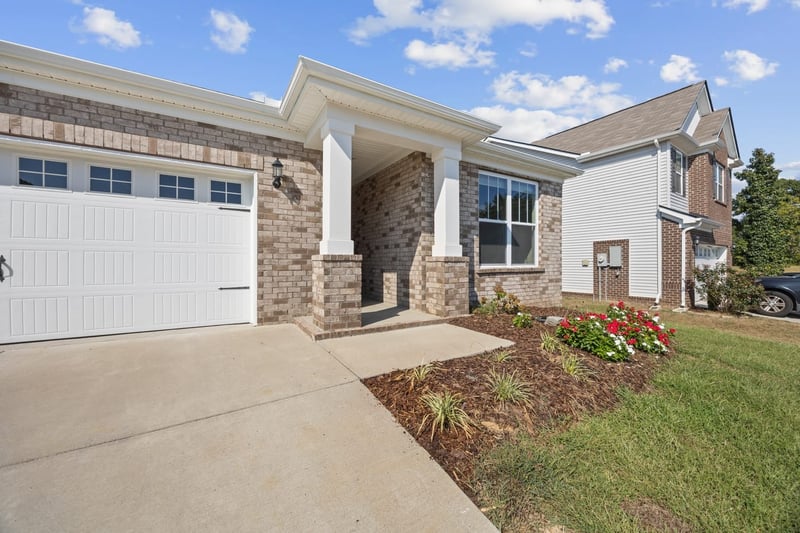104 Southwind Rn, Spring Hill, TN 37174