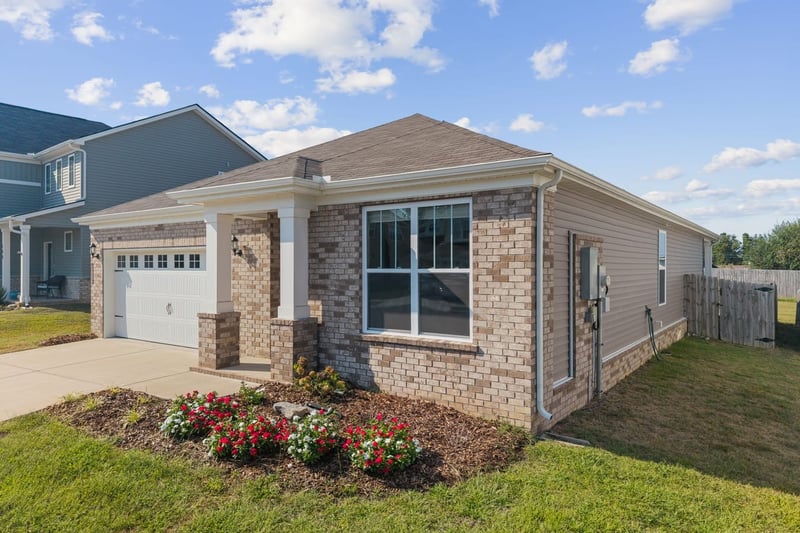 104 Southwind Rn, Spring Hill, TN 37174