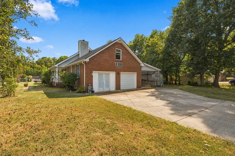 301 Carlton Pl, Goodlettsville, TN 37072