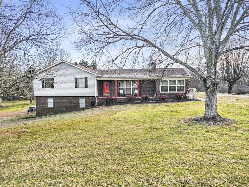 55 Morris Dr, Carthage, TN 37030