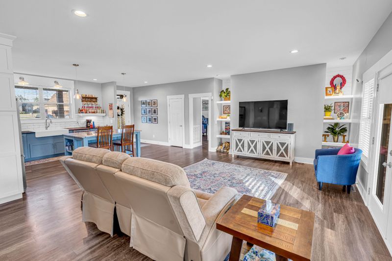 120 Golfers Cir, Portland, TN 37148