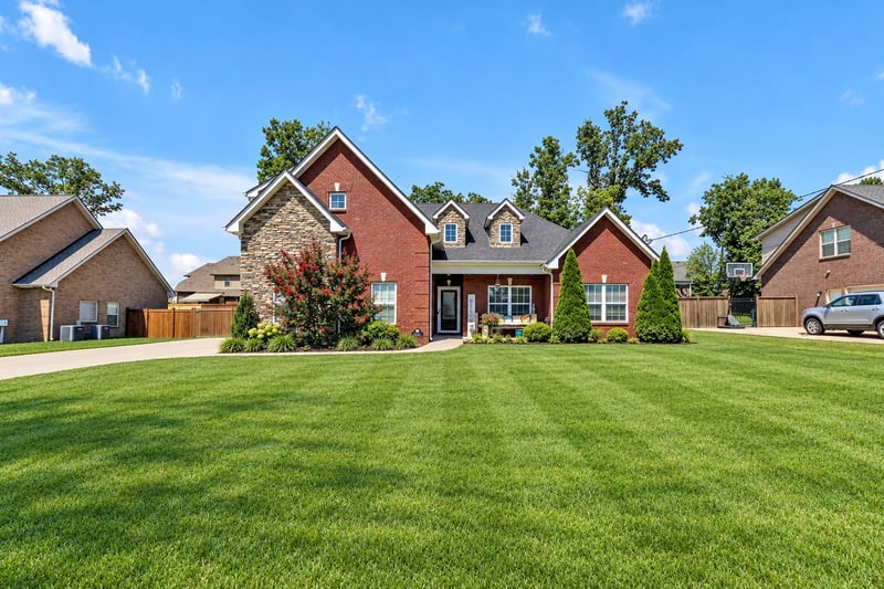 1131 Rivercrest Dr, Murfreesboro, TN 37129