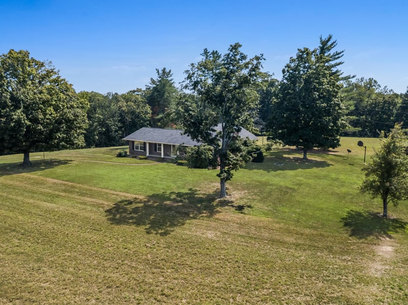 4809 Albert Fentress Rd, Greenbrier, TN 37073