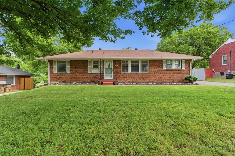 2636 Woodberry Dr, Nashville, TN 37214