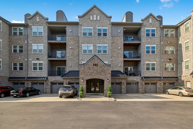 141 Saundersville Rd #2204, Hendersonville, TN 37075