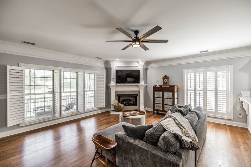 1119 Fairvue Village Ln, Gallatin, TN 37066