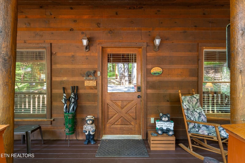 2404 Balsam Cir, Sevierville, TN 37876