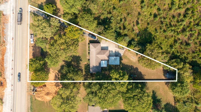 1423 Sparta Pike, Lebanon, TN 37090