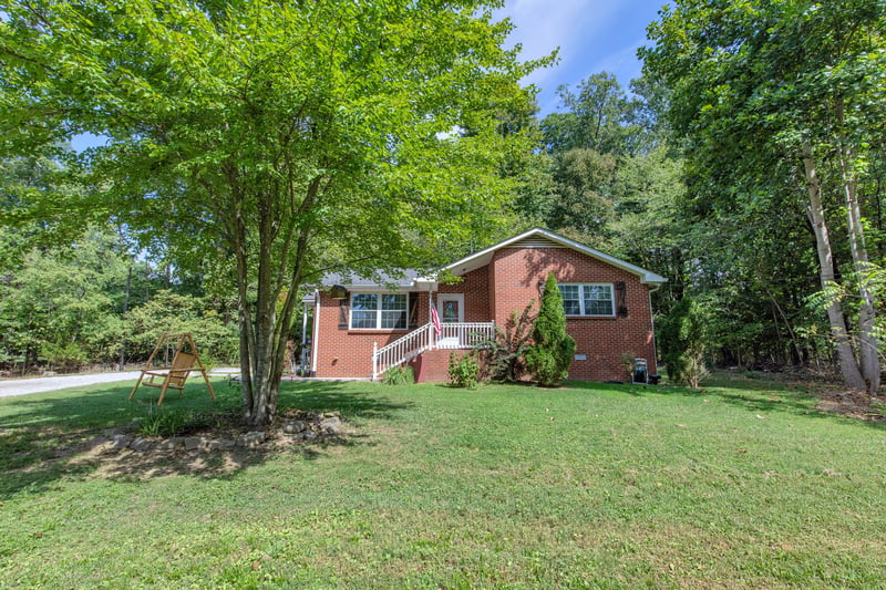 6724 E Benton Rd, Springfield, TN 37172