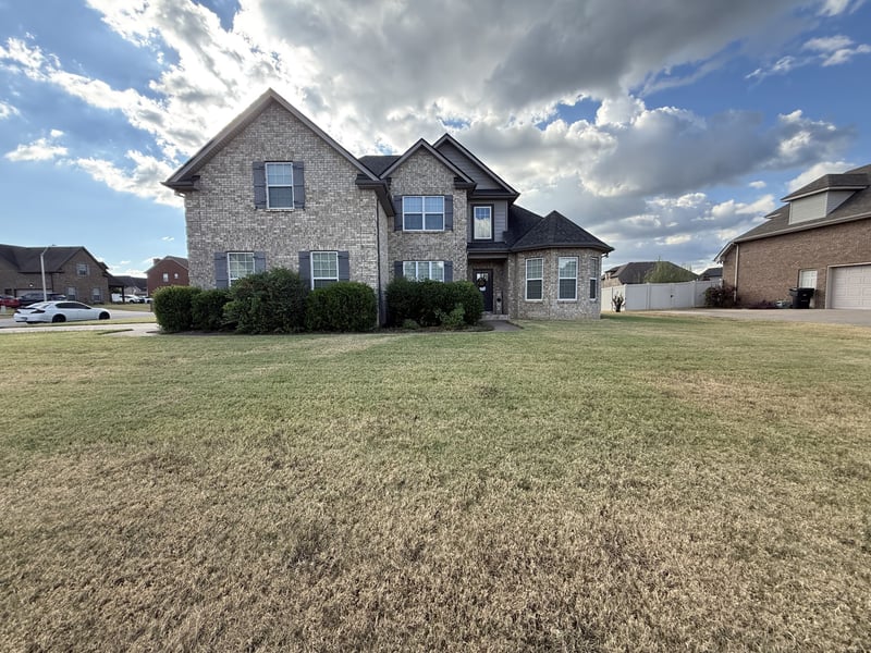 2605 Tellyman Ave, Murfreesboro, TN 37130