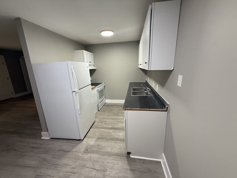 550 Harding Pl #F121, Nashville, TN 37211
