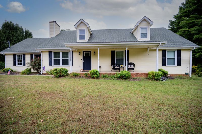 2722 Lone Oak Dr, Murfreesboro, TN 37128