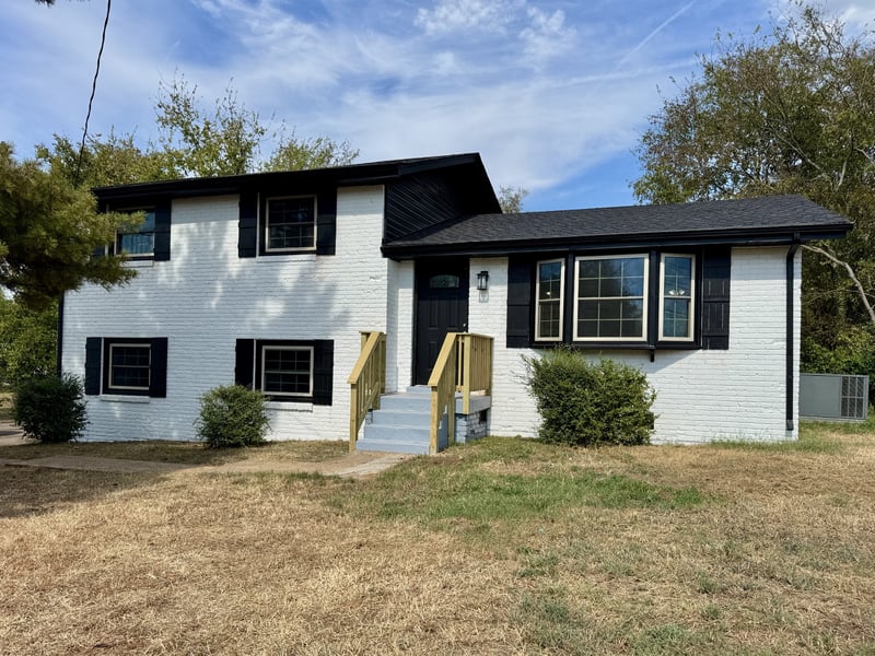 3074 Richmond Hill Dr, Nashville, TN 37207