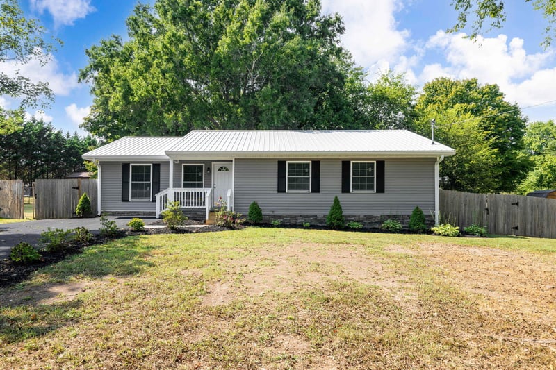 146 Fescue Dr, Chickamauga, GA 30707