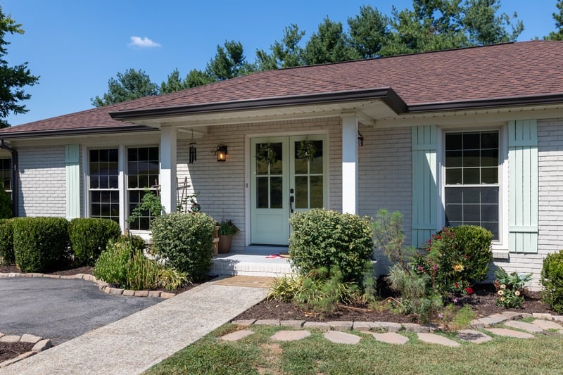 2221 Castlewood Dr, Franklin, TN 37064