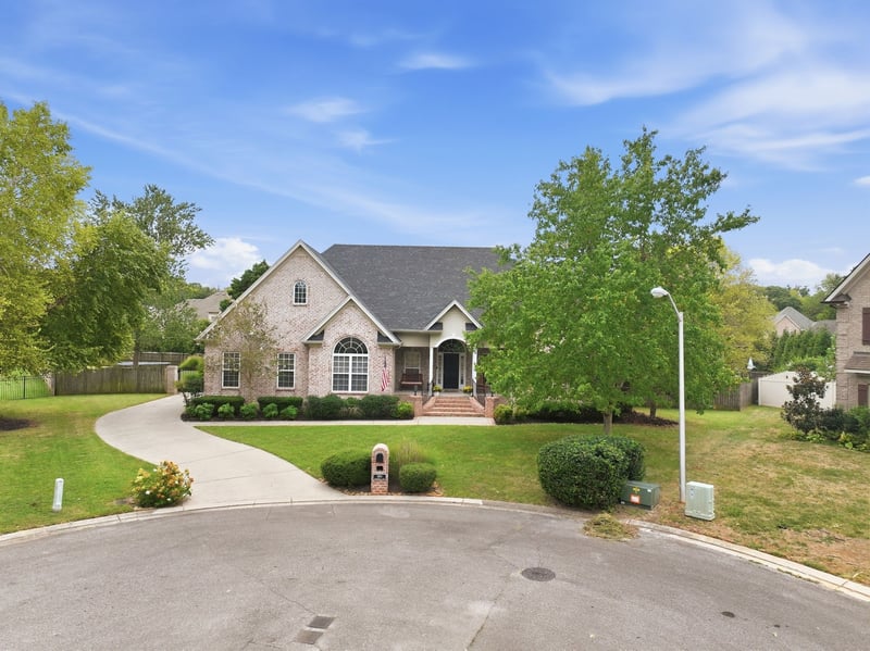 1904 Baskinbrook Ct, Murfreesboro, TN 37130