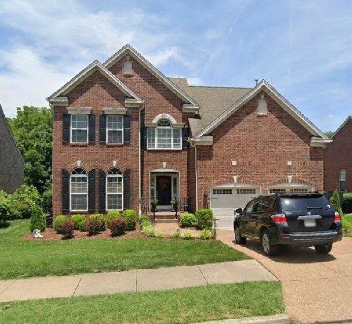 7176 Holt Run Dr, Nashville, TN 37211