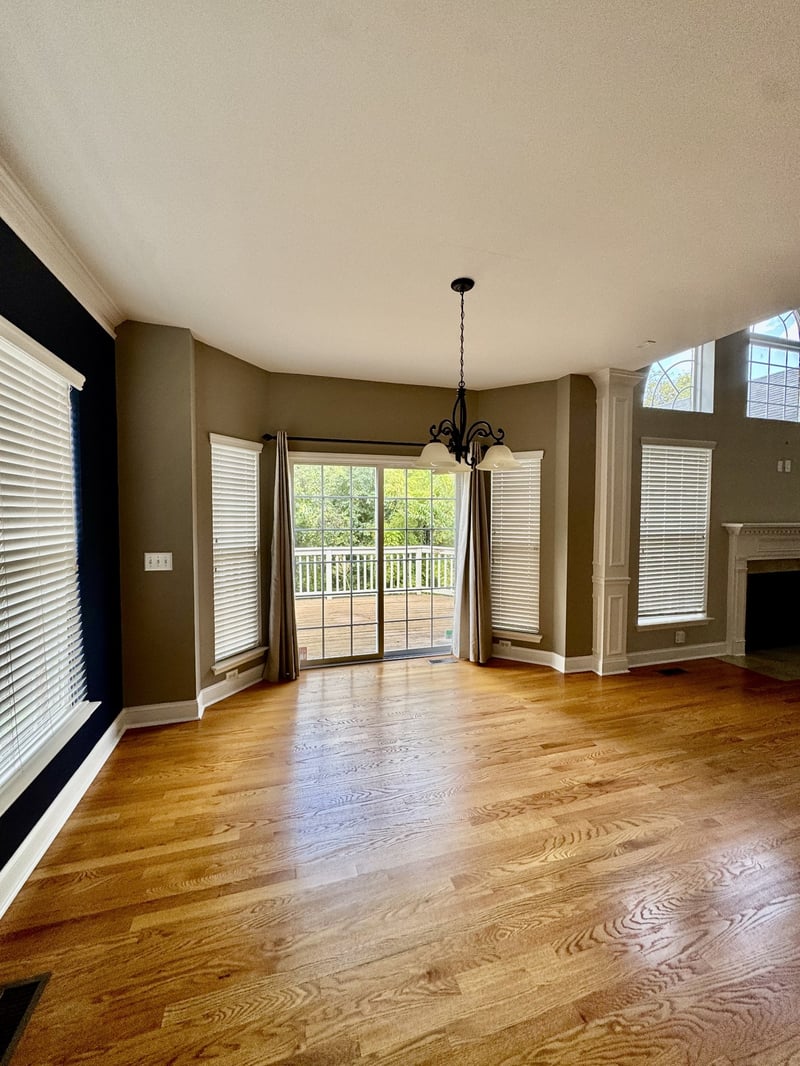7176 Holt Run Dr, Nashville, TN 37211