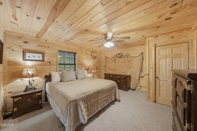 759 Ridgefield Dr, Sevierville, TN 37876
