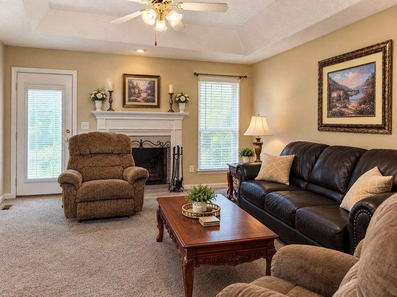 512 Christy Dr, Lebanon, TN 37087